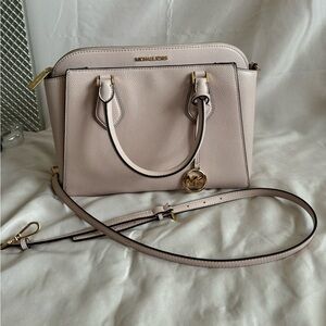 Michael Kors purse, lightly used